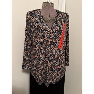 Vince Camuto Women's V-Neck Top Navy Multi‎ Floral Size M; NWT Polyesterspandex